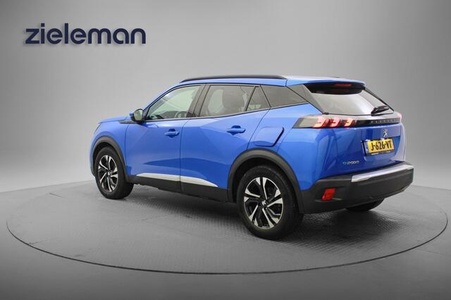 Peugeot e-2008 Allure 50 kWh - Digital Cockpit, Carplay, Half Leer, Camera