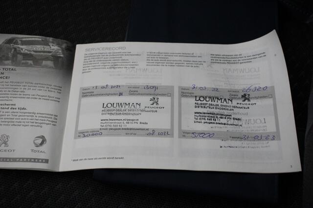 Peugeot e-2008 Allure 50 kWh - Digital Cockpit, Carplay, Half Leer, Camera