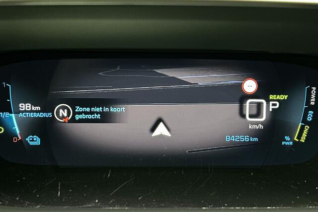 Peugeot e-2008 EV Allure 50 kWh | SOH 97% | Camera | Half leder | Navigatie | Apple Carplay