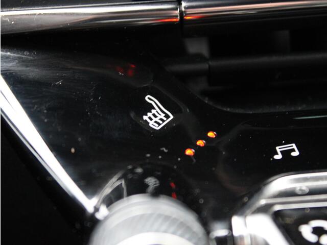 Peugeot e-2008 EV GT Pack 50 kWh | Camera/Stoelverwarming/Navi/Adaptive Cruise