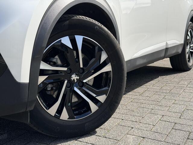 Peugeot e-2008 Allure Pack 50 kWh 136PK Automaat Trekhaak, Navigatie, Achteruitrijcamera, Keyless, Parkeersensoren, Apple Carplay, Android Auto