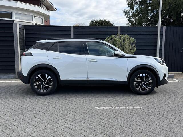Peugeot e-2008 Allure Pack 50 kWh 136PK Automaat Trekhaak, Navigatie, Achteruitrijcamera, Keyless, Parkeersensoren, Apple Carplay, Android Auto