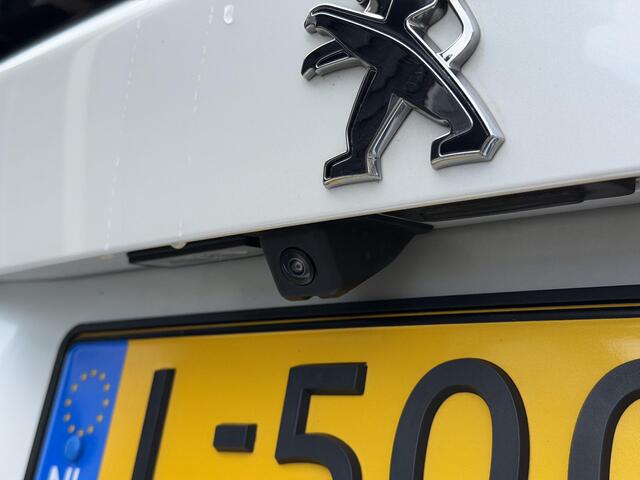 Peugeot e-2008 Allure Pack 50 kWh 136PK Automaat Trekhaak, Navigatie, Achteruitrijcamera, Keyless, Parkeersensoren, Apple Carplay, Android Auto