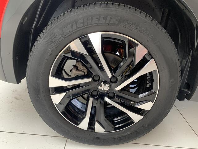 Peugeot e-2008 EV Allure Pack 50 kWh Navigatie, lichtmetalen velgen, automaat.