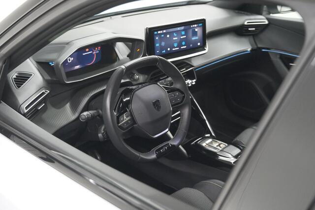 Peugeot e-2008 EV GT 50 kWh | 11 KW Laadfunctie | 360 Camera | Dodehoekdetectie | Apple Carplay