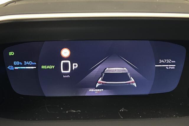 Peugeot e-2008 EV GT 54 kWh | Half leder | LED koplampen | Camera | Adaptieve cruise control