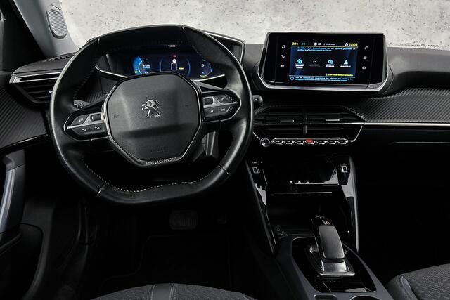 Peugeot e-2008 EV Active 50 kWh | Half leder | Camera | LED koplampen | Cruise control