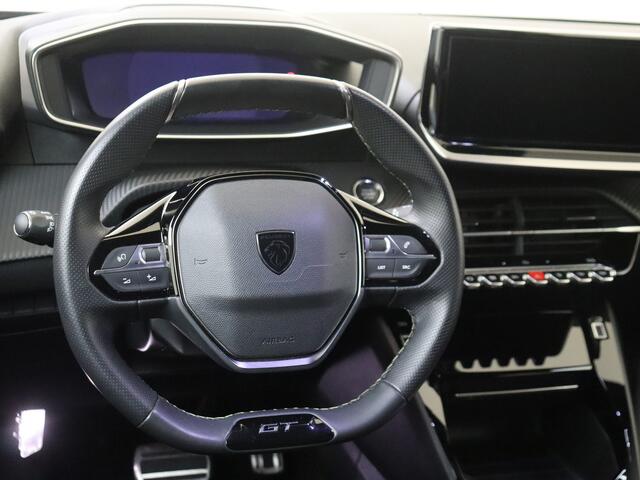 Peugeot e-2008 EV GT 54 kWh STOERE EV ! LONG RANGE