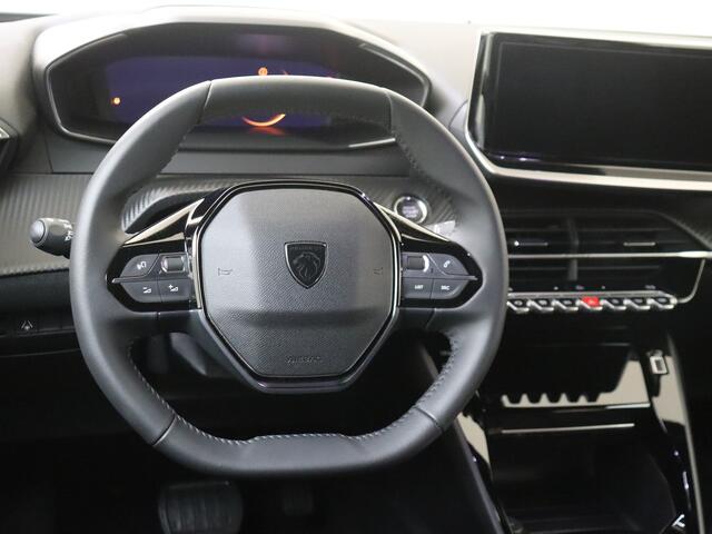 Peugeot e-2008 EV Allure Avantage 54 kWh 2 + 6 jaar garantie !!