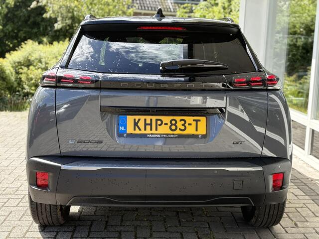 Peugeot e-2008 EV GT Avantage 50 kWh | 360gr camera | Dodehoek detectie | Adaptieve Cruise | Navigatie | Full LED | Two Tone