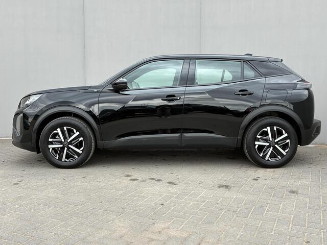 Peugeot e-2008 EV Active 54 kWh / SOH 97,75% / 8 Jaar Fabrieksgarantie / Dealer Onderhouden / 3-fase/Snelladen / Navigatie /