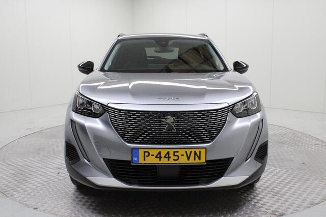 Peugeot e-2008 EV Allure Pack 50 kWh | afn. trekhaak | navi | climate | pdc achter+camera | cruise adaptief | carplay | keyless | bluetooth | verwarmde stoelen