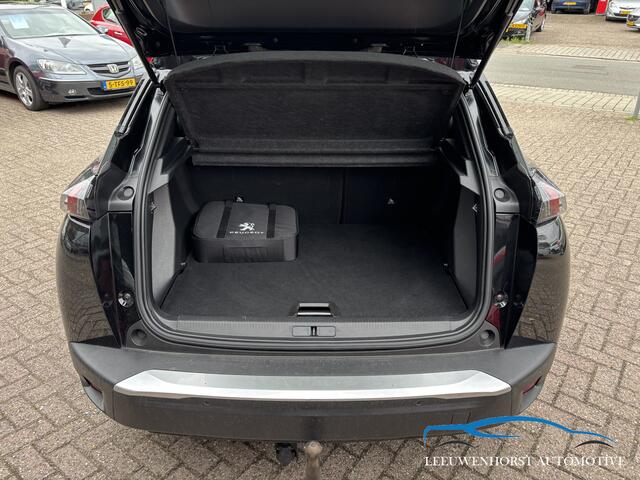 Peugeot e-2008 EV GT Pack 50 kWh, 360° camera, panodak, keyless, Pack Safety Plus, trekhaak, NL-dealerauto