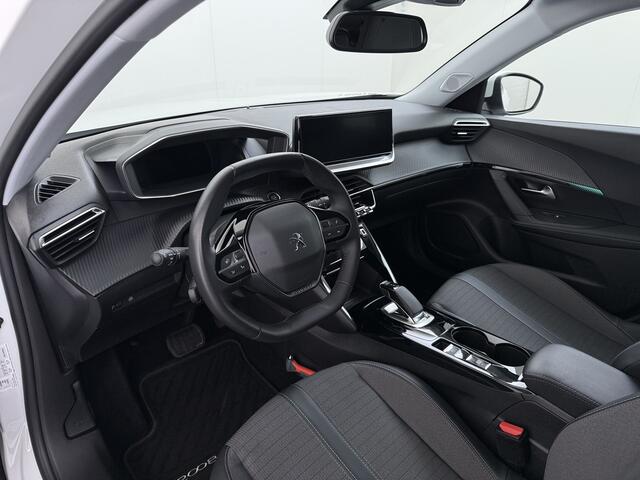 Peugeot e-2008 EV Allure Pack 50kWh SOH 95% 3-Fase 360°Camera 3D-Navi Apple Carplay Android Auto Ecc Cruise Control Pdc Keyless Privacy Glas Lmv Led DAB+ Bluetooth Lane Assist Isofix Rijstrooksensor Origineel Nederlandse Auto