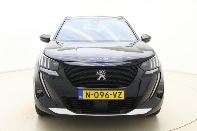 Peugeot e-2008 EV GT Pack 50 kWh | Achteruitrijcamera | Cruise control | Climate control | Navigatie | Apple/Android carplay | Stoelverwarming | Parkeersensoren voor/achter | Stuurbediening