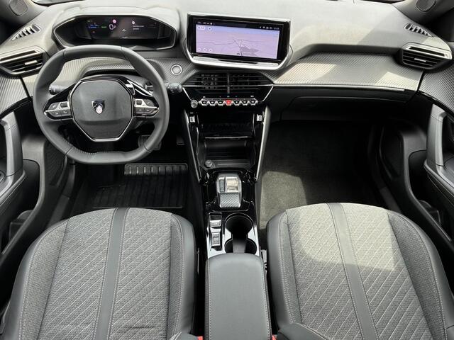 Peugeot e-2008 EV Allure Avantage 54 kWh / SOH 96% / Fabrieksgarantie t/m 5-2027 / Adaptieve Cruise Control / Achteruitrijcamera / Bluetooth / Navigatie / Apple carplay/Android auto /