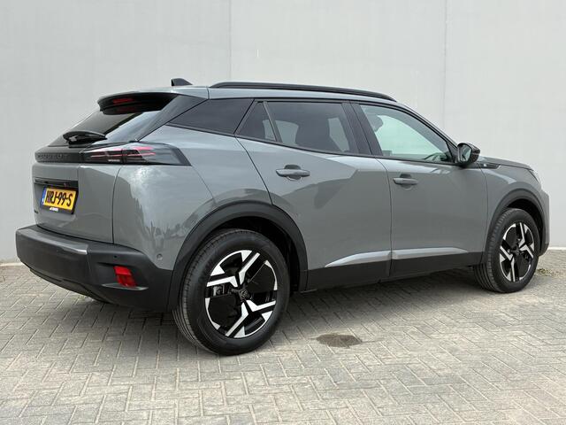 Peugeot e-2008 EV Allure Avantage 54 kWh / SOH 96% / Fabrieksgarantie t/m 5-2027 / Adaptieve Cruise Control / Achteruitrijcamera / Bluetooth / Navigatie / Apple carplay/Android auto /