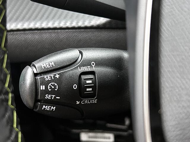 Peugeot e-2008 EV GT 50 kWh | Rijklaar |