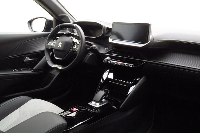 Peugeot e-208 EV GT 350 50 kWh | Navigatie | Panorama dak | Stoelverwarming | Weinig KM! | Getint Glas | Achteruit rij Camera