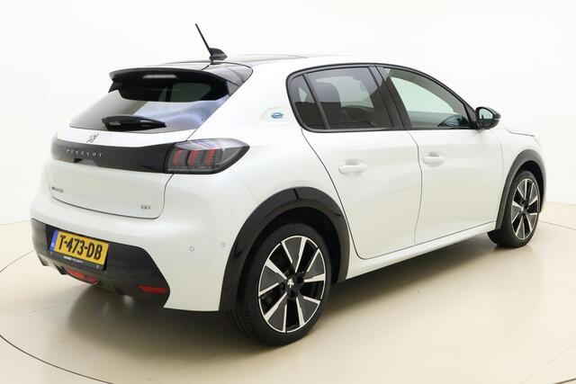 Peugeot e-208 EV GT Pack 50 kWh 136pk | Navigatie | Stoelverwarming | Climate Control | Camera | Dodehoekwaarschuwing | Cruise Control Adaptief | Lichtmetalen Velgen | Weinig Kilometers