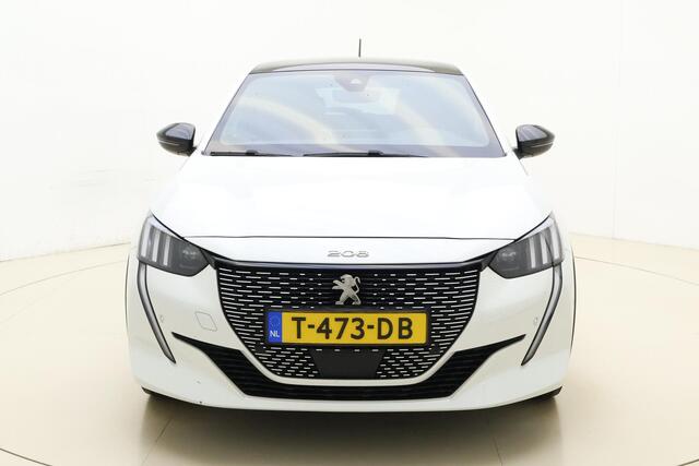 Peugeot e-208 EV GT Pack 50 kWh 136pk | Navigatie | Stoelverwarming | Climate Control | Camera | Dodehoekwaarschuwing | Cruise Control Adaptief | Lichtmetalen Velgen | Weinig Kilometers