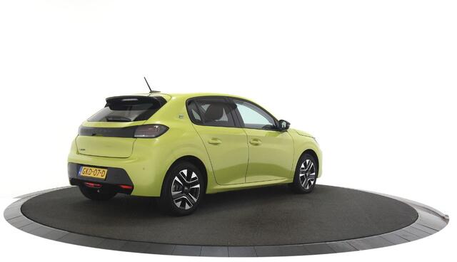 Peugeot e-208 EV Style 50 kWh Navigatie / Parkeerhulp / Nieuwe auto