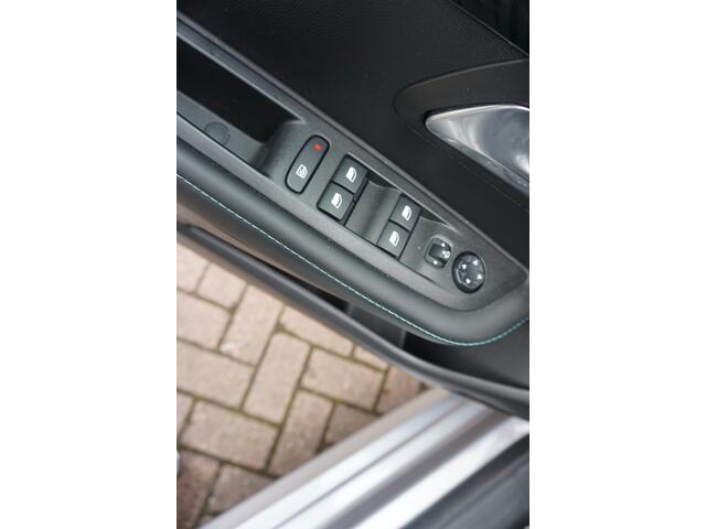 Peugeot e-208 EV Active 50 kWh Camera | Stoelverw. | Apple Carplay * All in prijs *
