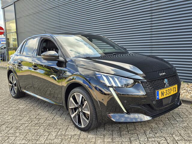 Peugeot e-208 EV GT 350 50 kWh | Navigatie | Stoelverwarming | Camera en Parkeersensoren | Cruise Control |