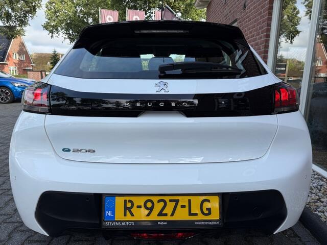 Peugeot e-208 EV Active Pck 50 kWh RIJKLAAR / NAVI / AIRCO / CRUISE / PDC / LM