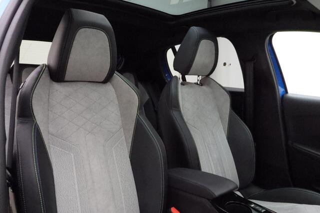 Peugeot e-208 EV GT 350 50 kWh | Navigatie | Panorama dak | Stoelverwarming | Weinig KM! | Getint Glas | Achteruit rij Camera