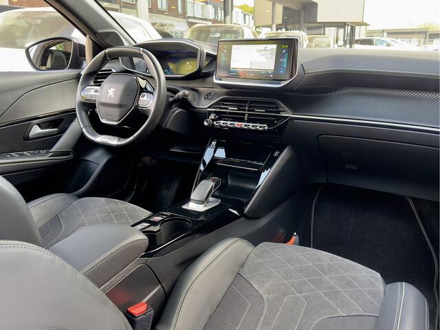 Peugeot e-208 EV GT PACK 50 kWh AUTOM 29D.KM!! PANODAK LEDER NAVI CAMERA LED LMV PDC