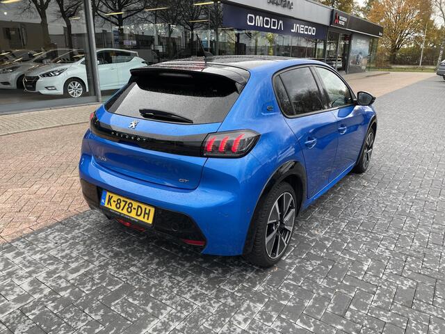 Peugeot e-208 EV GT 350 50 kWh | Panoramadak | Carplay | Navigatie |