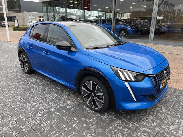 Peugeot e-208 EV GT 350 50 kWh | Panoramadak | Carplay | Navigatie |