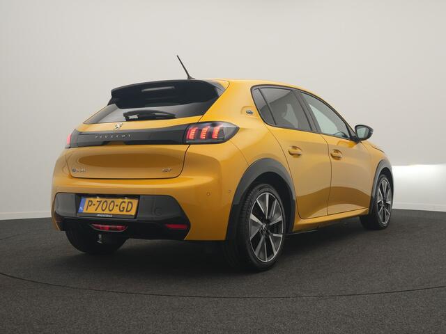 Peugeot e-208 EV GT Pack 50 kWh - RIJKLAARPRIJS - Volledig Elektrisch - Apple Carplay - Android Auto - Panoramadak