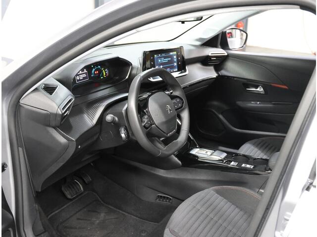 Peugeot e-208 Active Pack 50kWh 136PK | 1ste eigenaar | 3 FASE | AppleCarPlay/Android | AUTOMAAT | Armsteun | Parkeersensoren | Keyless | Navigatie | Climate Control | Cruise Control | Isofix |