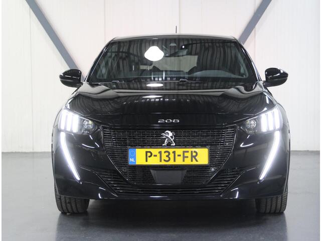Peugeot e-208 EV GT Pack 50 kWh 136PK | 1ste eigenaar | AppleCarplay/Android Auto | 17"LMV | Camera | AUTOMAAT | Keyless | Cruise Control | Climate Control | Camera | FULL LED | Sfeerverlichting | Isofix | Privacy Glass |