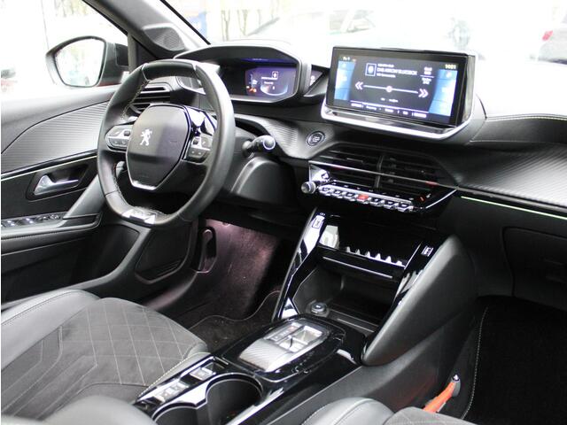 Peugeot e-208 EV GT Pack 50 kWh | Automaat | Camera / Climate / Stoelverw. / Adapt. Cruise