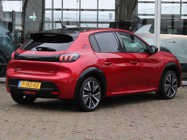 Peugeot e-208 EV GT Pack 50 kWh | Automaat | Camera / Climate / Stoelverw. / Adapt. Cruise