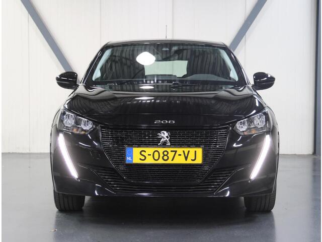 Peugeot e-208 Active Pack 50kWh 136PK | 1ste eigenaar | ACCU 95% | 3 FASE | Navigatie | Parkeersensoren | AUTOMAAT | AppleCarPlay/Android | Armsteun | Parkeersensoren | Climate Control | Cruise Control | Isofix |