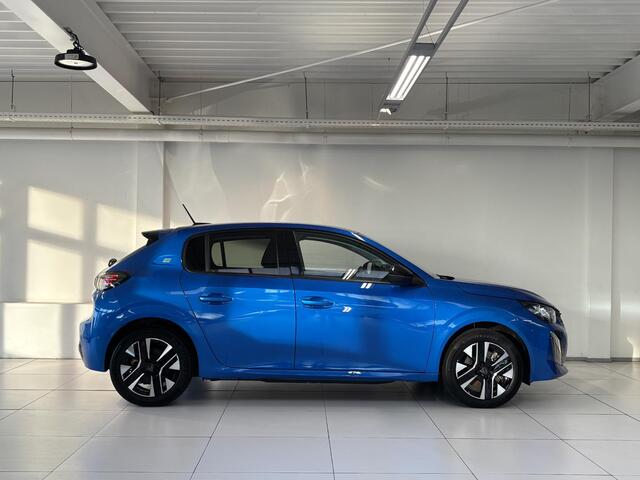 Peugeot e-208 EV Style 50 kWh Navigatie | Keyless | Stoelverwarming | Parkeersensoren achter | Android auto / Apple carplay