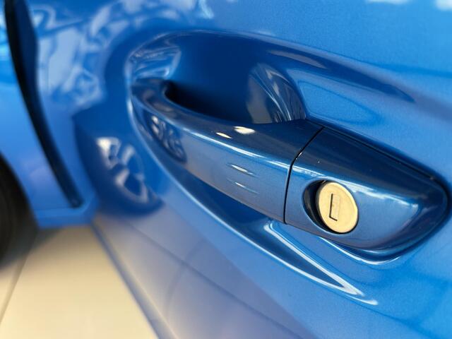 Peugeot e-208 EV Style 50 kWh Navigatie | Keyless | Stoelverwarming | Parkeersensoren achter | Android auto / Apple carplay