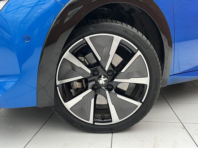 Peugeot e-208 EV GT Pack 50 kWh | Adaptive Cruise Control | Carplay/Android Auto | Keyless |