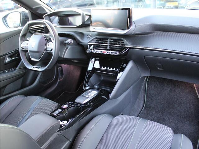 Peugeot e-208 EV GT 51 kWh | Apple Carplay / Camera / Climate