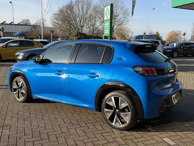 Peugeot e-208 EV GT 350 50 kWh SOH 95% | MULTIMEDIA | NAVIGATIE | AIRCO/ECC | APPLE CARPLAY/ANDROID AUTO | CRUISECONTROL | CAMERA | SPORT STOELEN | PARKEERSENSOREN |