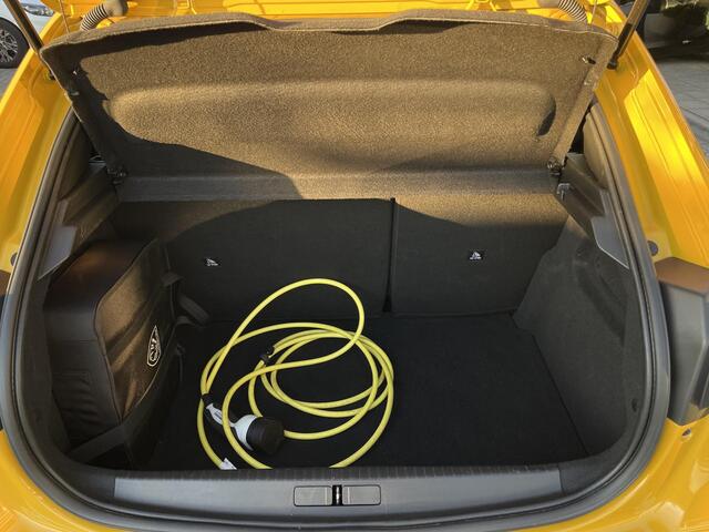 Peugeot e-208 EV Active 50 kWh | Stoelverwarming | Stoelverwarming | Info Didier : 0492588974 |