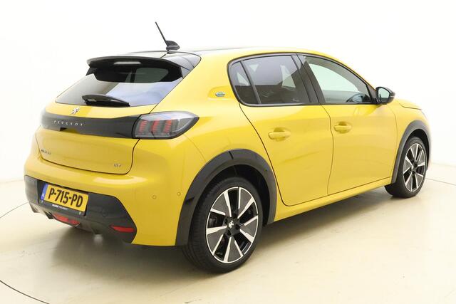 Peugeot e-208 EV GT 350 50 kWh 136pk | Navigatie | Camera | Climate Control | Stoelverwarming | Zwart Dak | Cruise Control | Parkeersensoren | Keyless Start