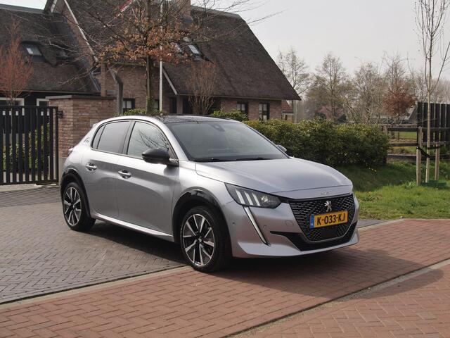 Peugeot e-208 EV GT 350 50 kWh | SOH 91% | Panoramadak | Camera | Apple Carplay | Cruise Control |
