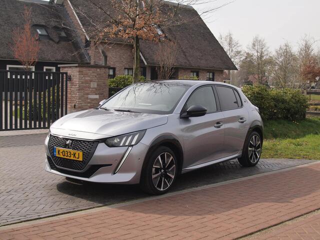 Peugeot e-208 EV GT 350 50 kWh | SOH 91% | Panoramadak | Camera | Apple Carplay | Cruise Control |