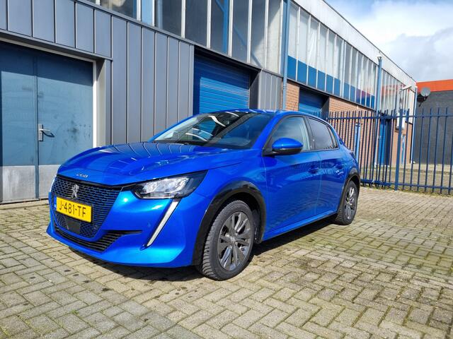 Peugeot e-208 EV Allure Première 50 kWh CAMERA