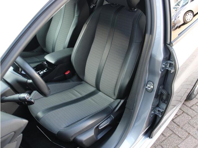 Peugeot e-208 EV Allure 50 kWh | Camera/Navi/Climate
